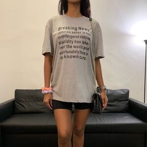 Soft grey graphic tee‎